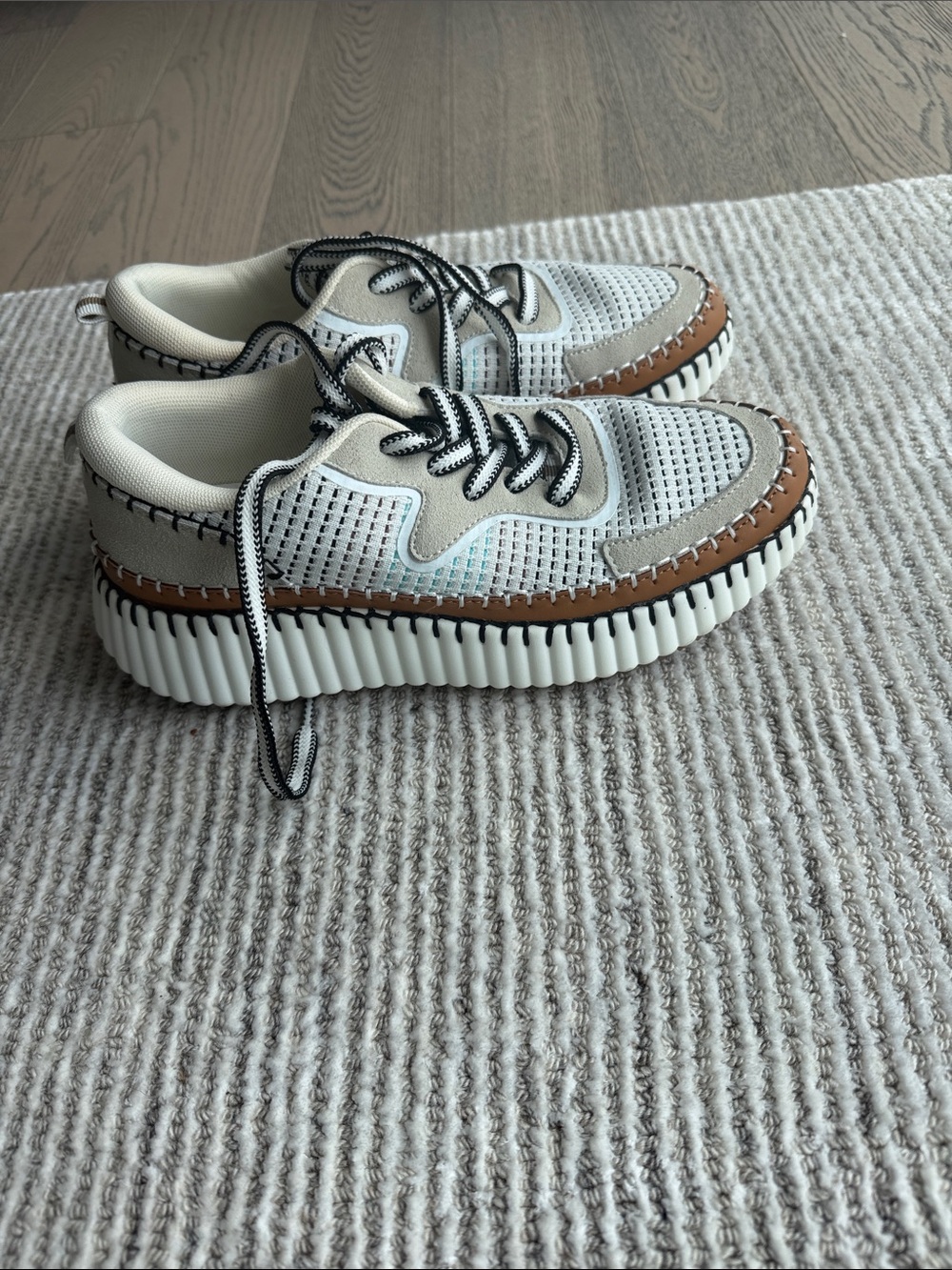 Women's Cream and Brown Platform Sneakers - Brand Unknown